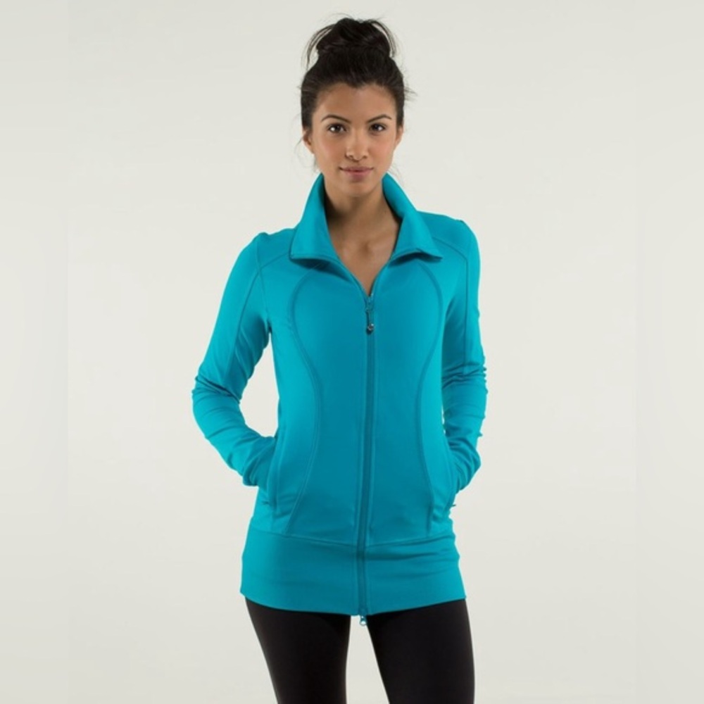 Lululemon Nice Asana Jacket *Brushed in Surge Size 6 Yoga Pilates Gym